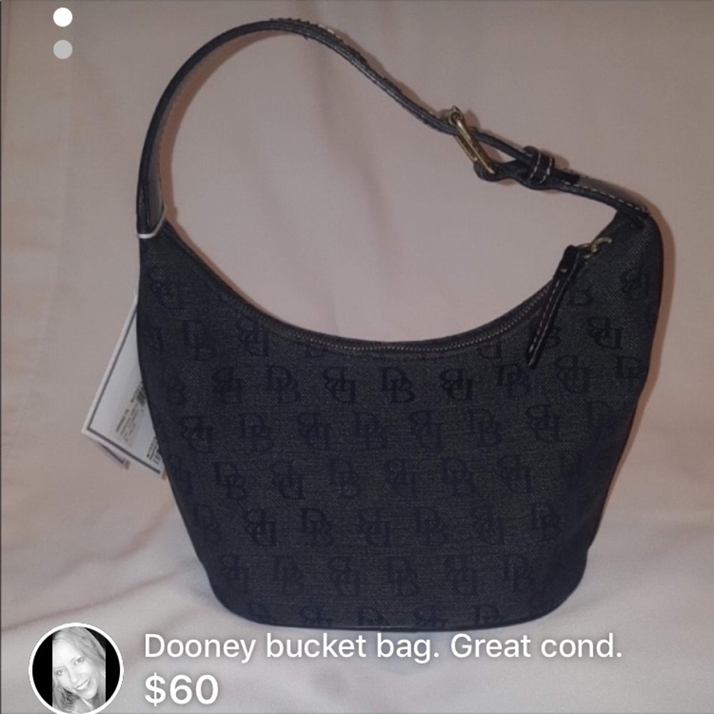 Dooney Hobo black purse.